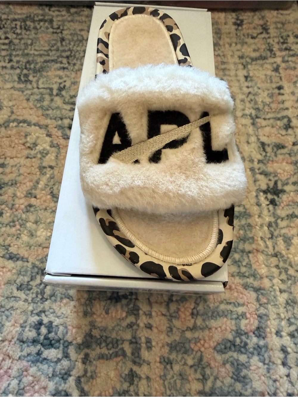 APL Cream Sherpa Slide with Leopard Trim